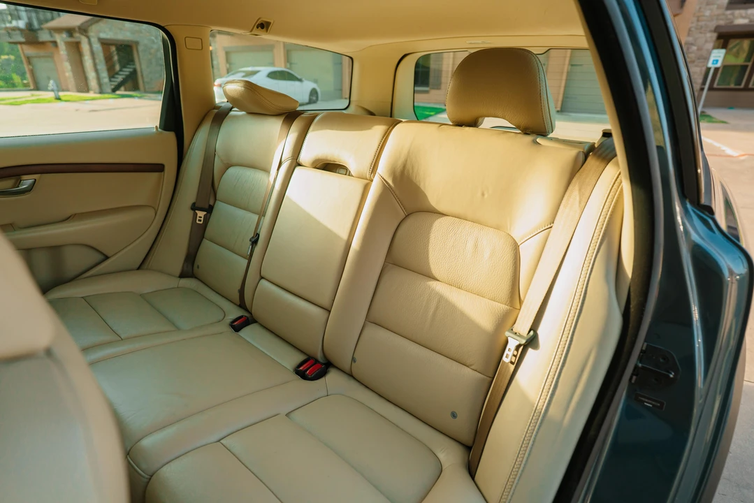 2009 Volvo XC70 3rd Gen - Image 31 of 31