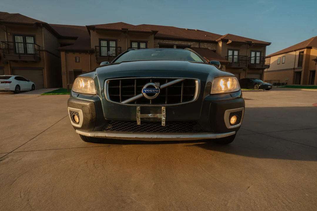 2009 Volvo XC70 3rd Gen - Image 6 of 31
