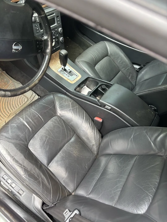 2009 Volvo XC70 3rd Gen - Image 9 of 20