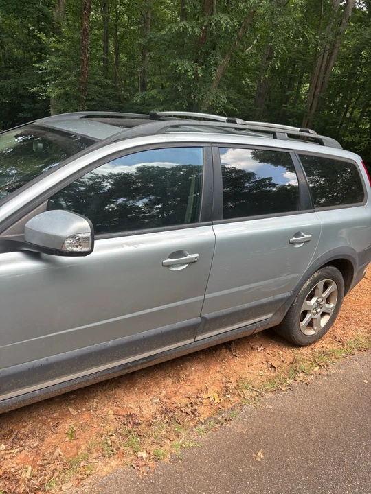 2009 Volvo XC70 3rd Gen - Image 2 of 20