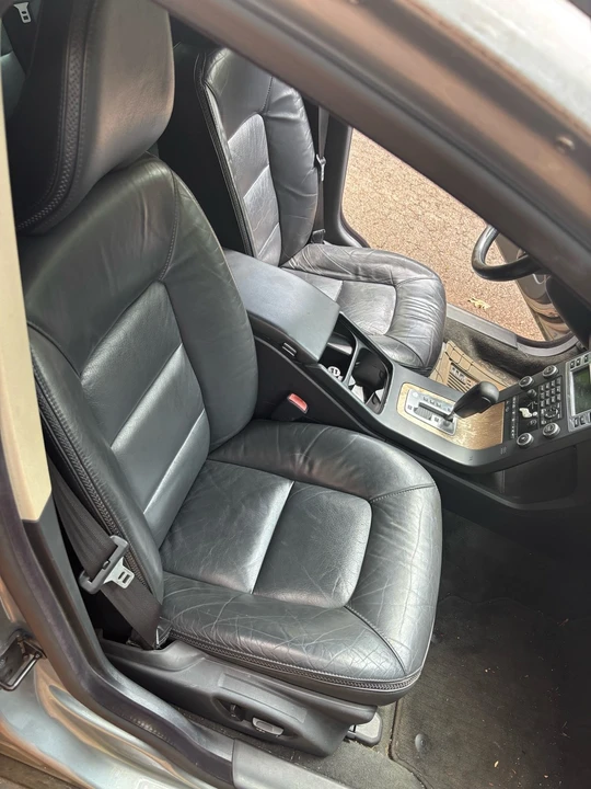 2009 Volvo XC70 3rd Gen - Image 15 of 20