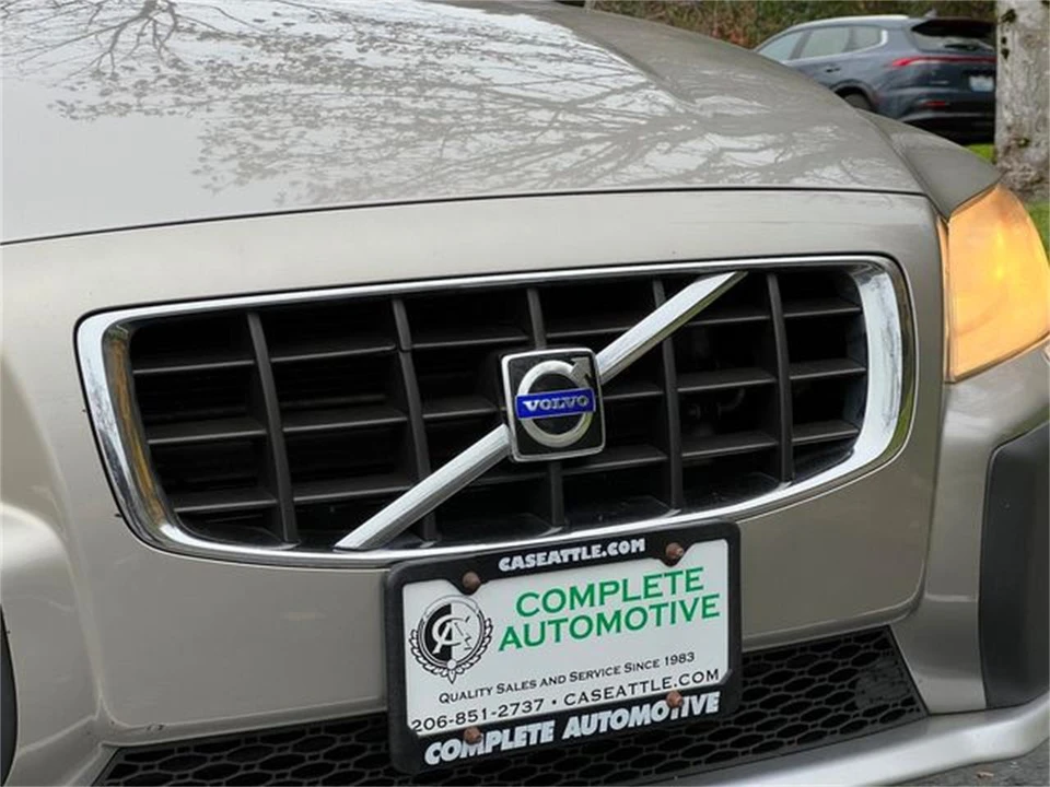 2009 Volvo XC70 3rd Gen - Image 11 of 31