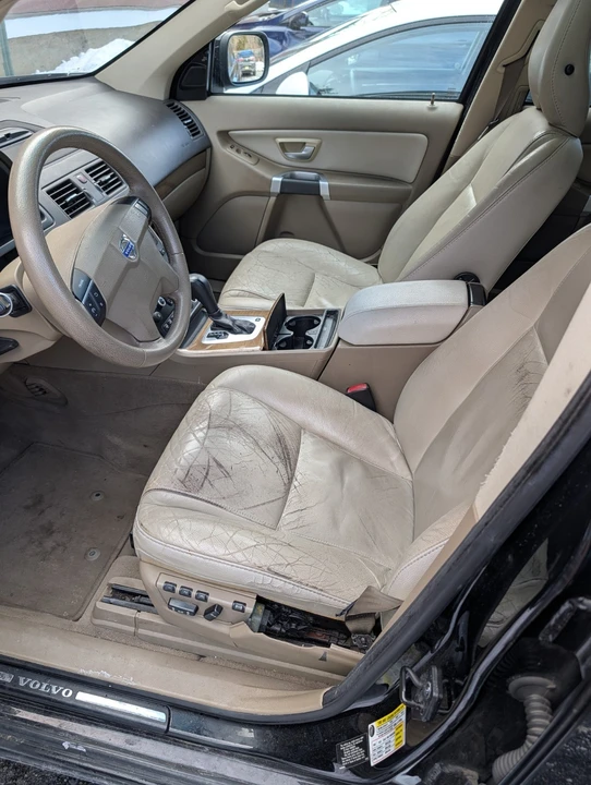 2009 Volvo XC90 1st Gen - Image 14 of 17