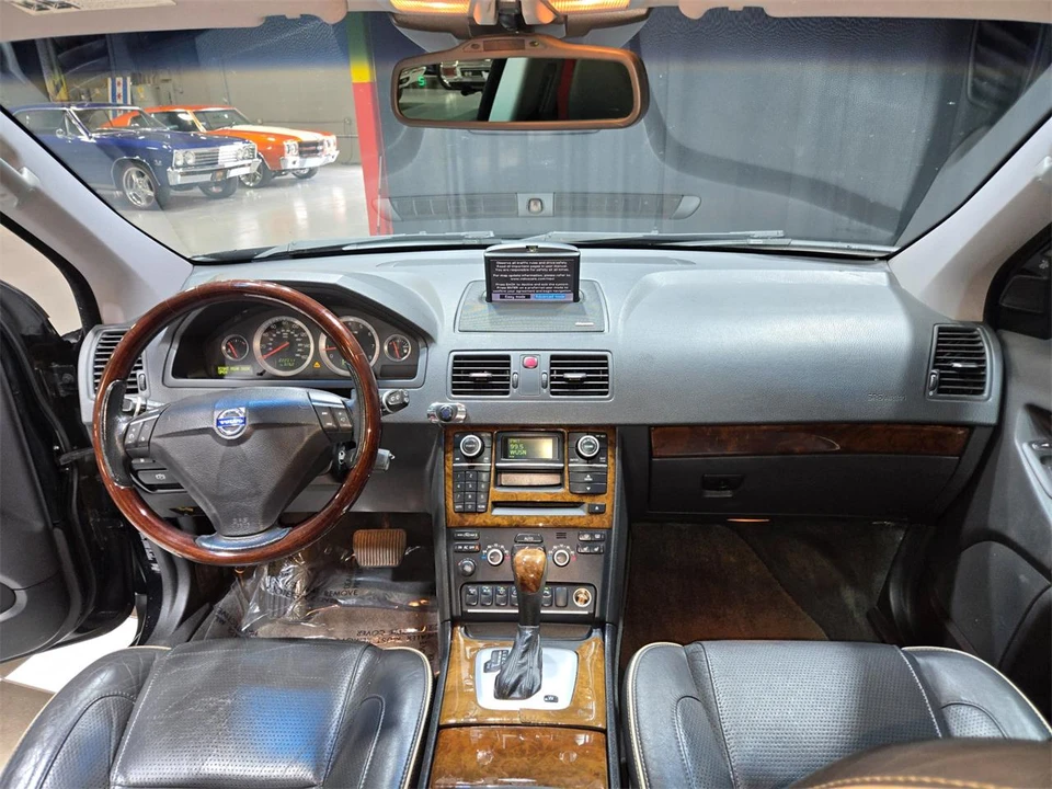 2009 Volvo XC90 1st Gen - Image 13 of 31