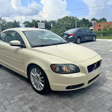 2009 Volvo C70 T5