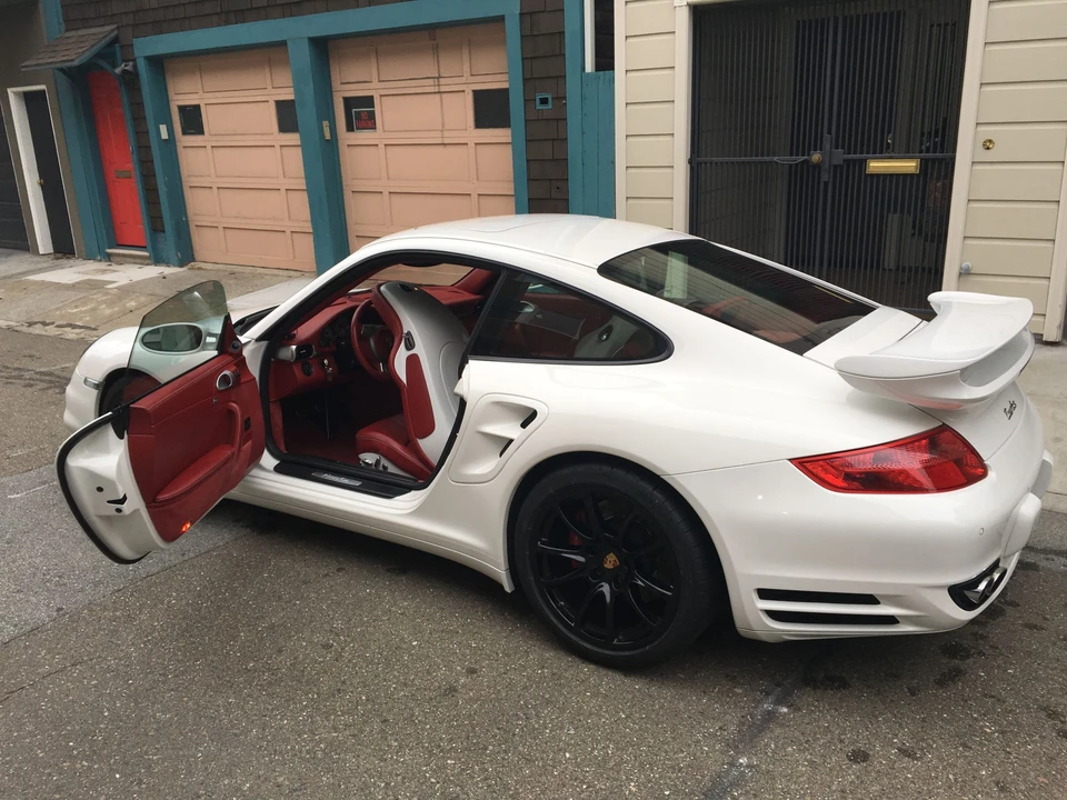 2009 Porsche 997 Turbo - Image 18 of 28