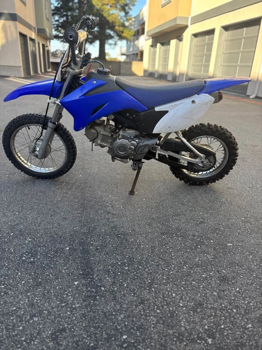 2009 Yamaha - Image 4 of 7
