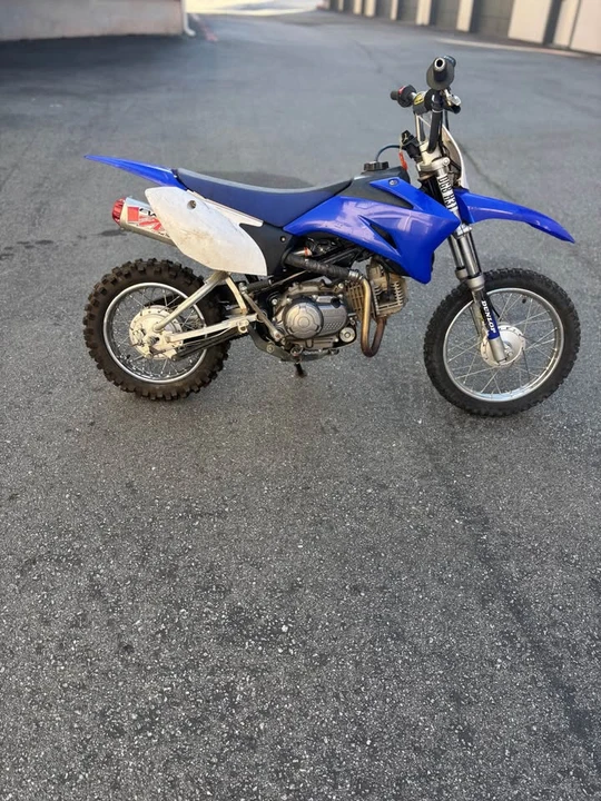 2009 Yamaha - Image 2 of 7