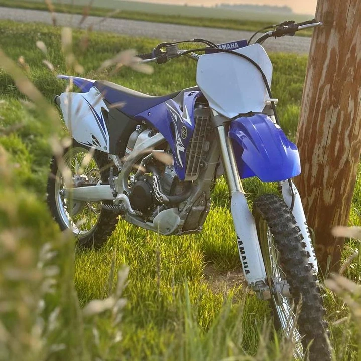 2009 Yamaha YZF - Image 2 of 6