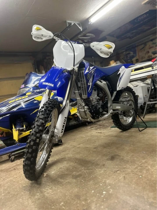 2009 Yamaha YZF - Image 5 of 6