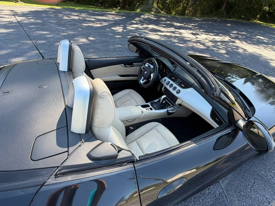 2009 BMW E89 Z4 Roadster - Image 2 of 10