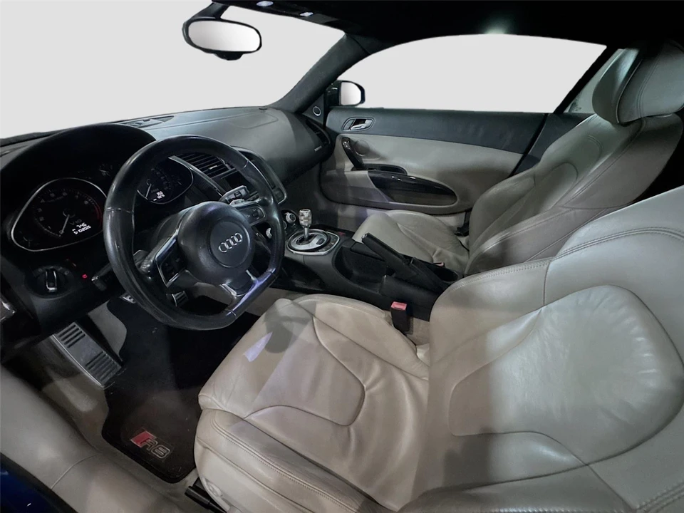 2009 Audi 42 R8 - Image 11 of 16