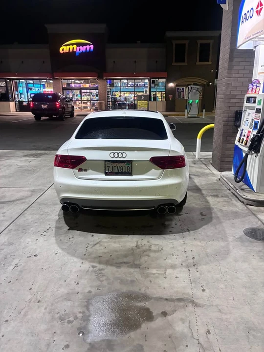 2009 Audi B8 S5 - Image 2 of 5