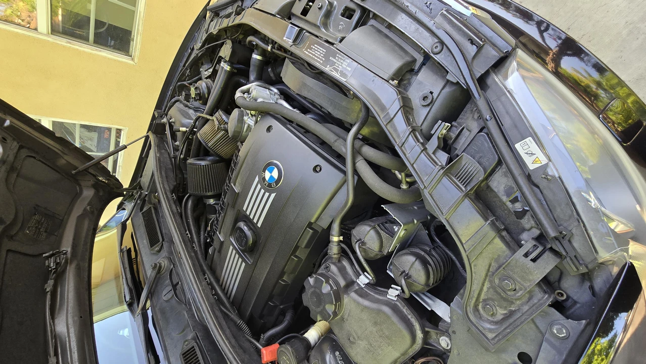 2009 BMW E82 135i & 135is - Image 2 of 9