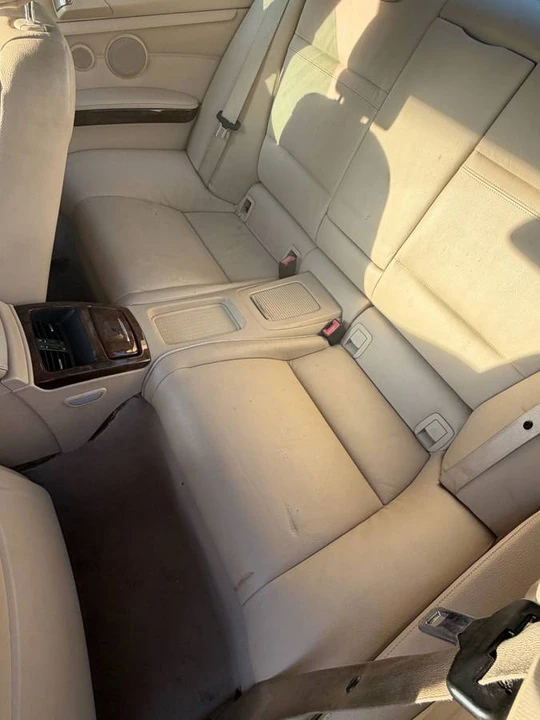 2009 BMW E90 3 Series Sedan - Image 9 of 12