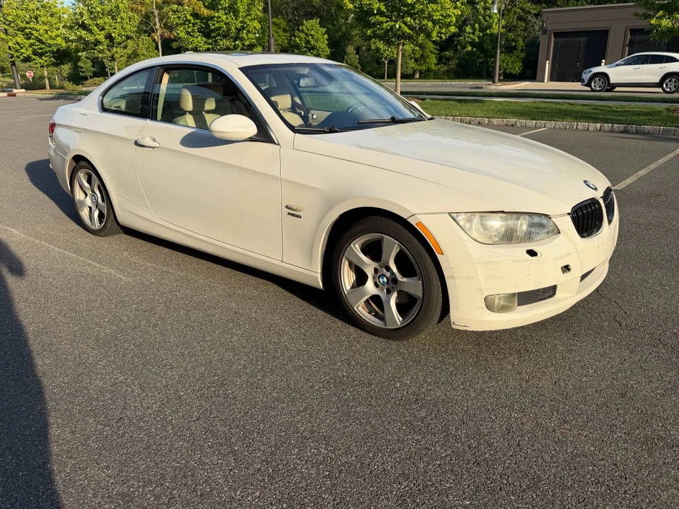 2009 BMW E90 3 Series Sedan - Image 4 of 12