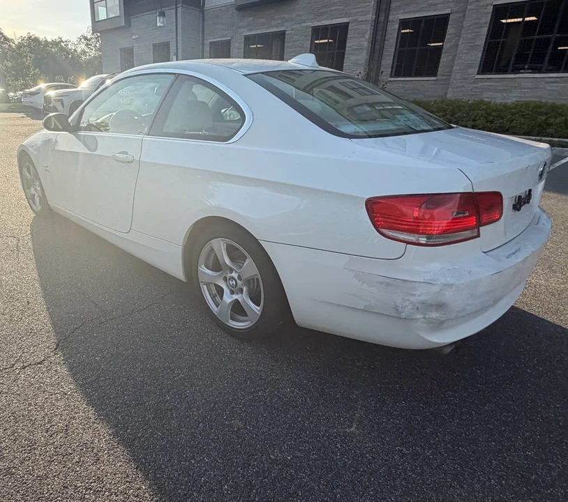 2009 BMW E90 3 Series Sedan - Image 7 of 12