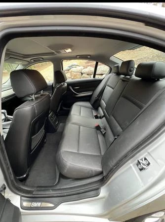 2009 BMW E90 3 Series Sedan - Image 9 of 16