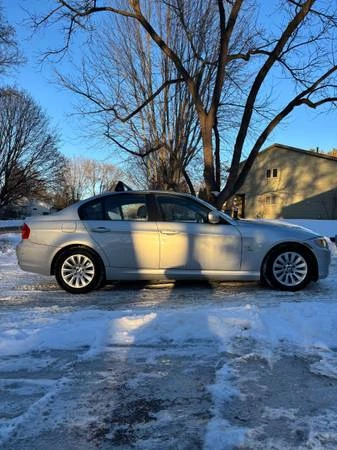 2009 BMW E90 3 Series Sedan - Image 5 of 16