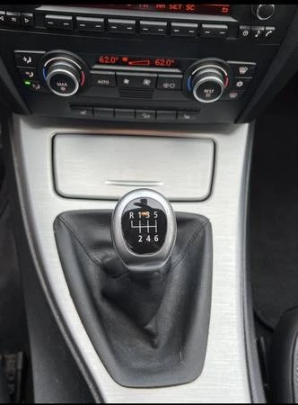 2009 BMW E90 3 Series Sedan - Image 10 of 16