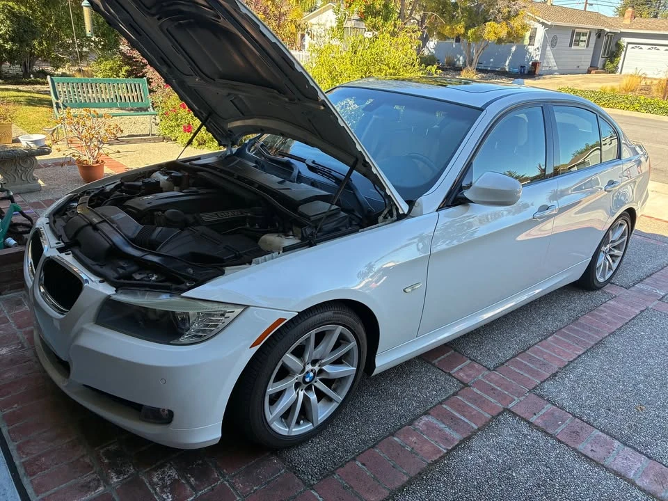 2009 BMW E90 3 Series Sedan - Image 7 of 8