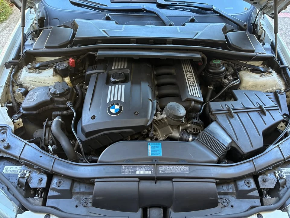 2009 BMW E90 3 Series Sedan - Image 6 of 8