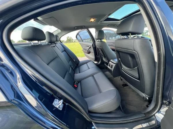2009 BMW E90 3 Series Sedan - Image 8 of 17