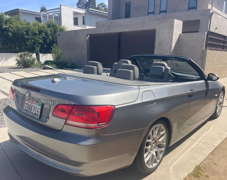 2009 BMW E93 3 Series Convertible - Image 3 of 11