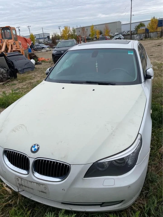 2009 BMW E60 5 Series Sedan - Image 2 of 5