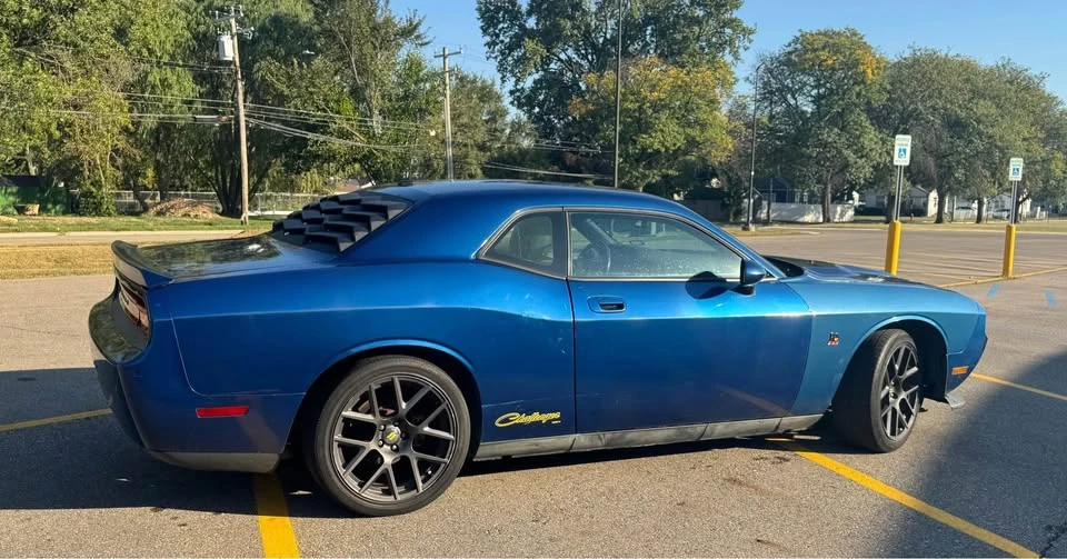 2009 Dodge Challenger 3rd Gen - Image 4 of 9