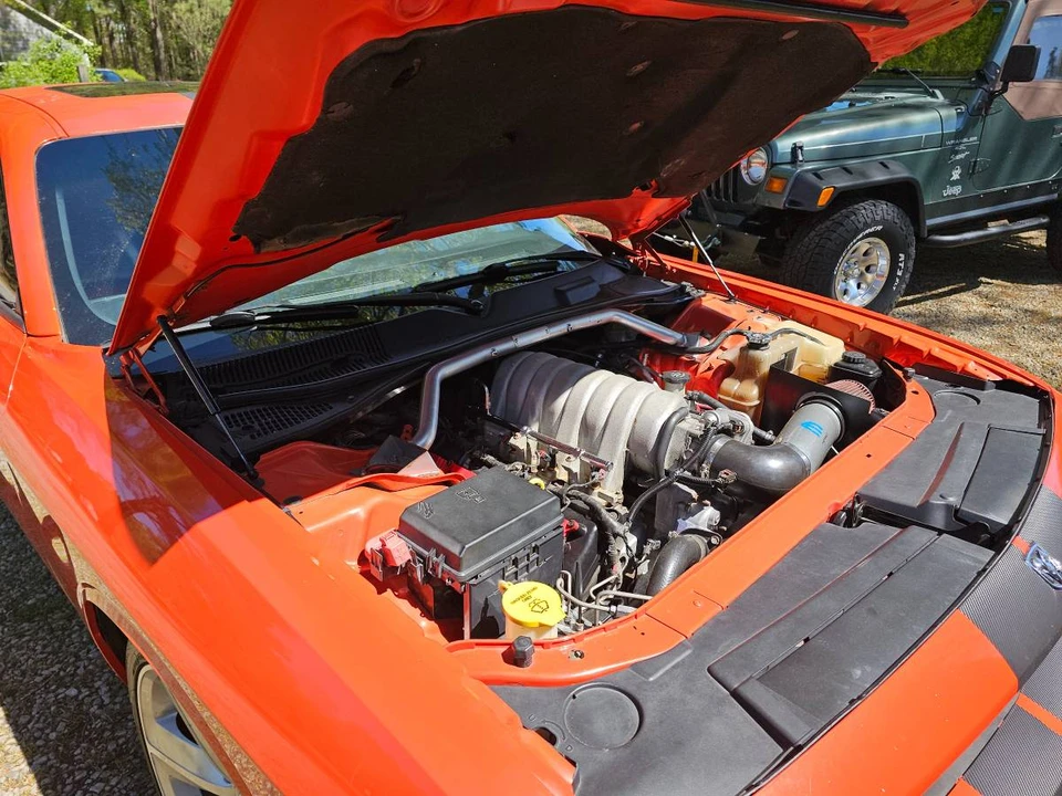 2009 Dodge Challenger SRT8 & 392 3rd Gen - Image 2 of 4