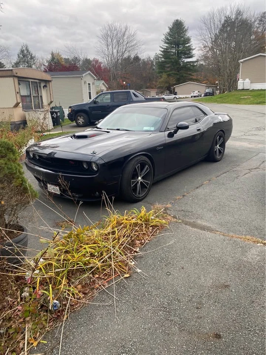 2009 Dodge Challenger 3rd Gen - Image 5 of 8