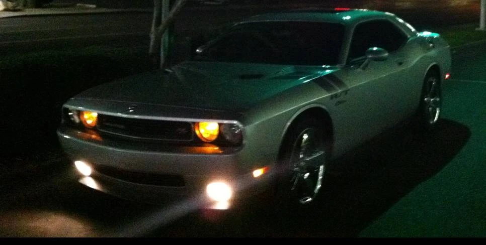 2009 Dodge Challenger 3rd Gen - Image 4 of 20