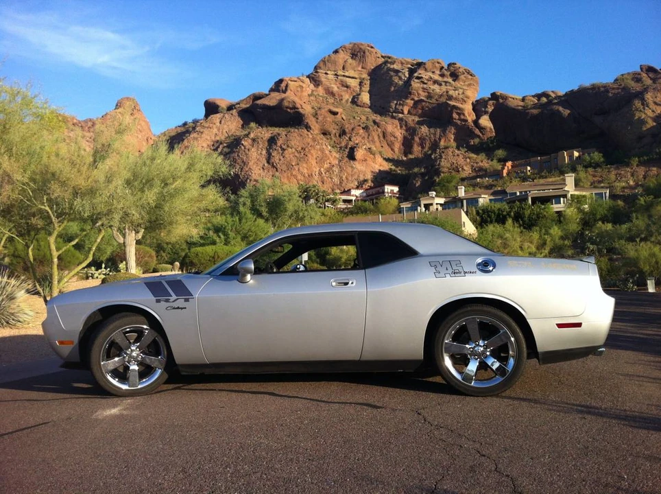 2009 Dodge Challenger 3rd Gen - Image 19 of 20