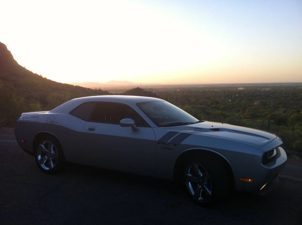 2009 Dodge Challenger 3rd Gen - Image 8 of 20