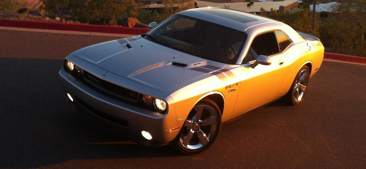 2009 Dodge Challenger 3rd Gen - Image 15 of 20