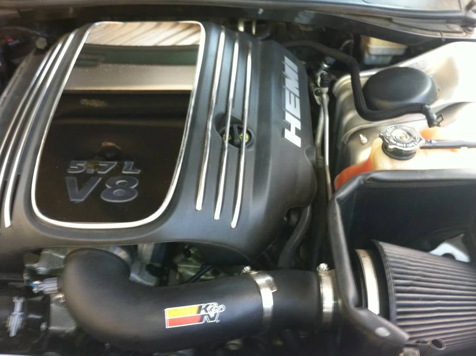 2009 Dodge Challenger 3rd Gen - Image 19 of 20