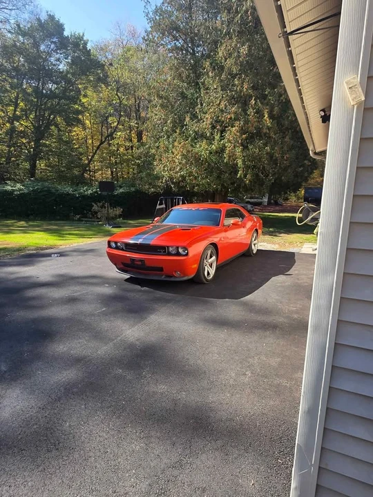 2009 Dodge Challenger SRT8 & 392 3rd Gen - Image 7 of 9