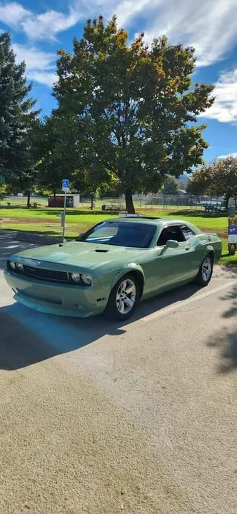 2009 Dodge Challenger 3rd Gen - Image 2 of 5