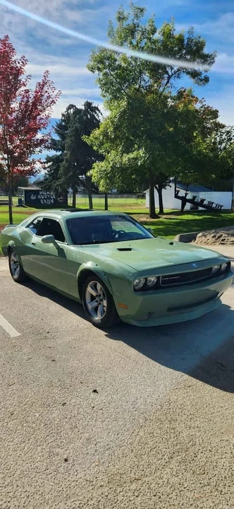 2009 Dodge Challenger 3rd Gen - Image 2 of 8