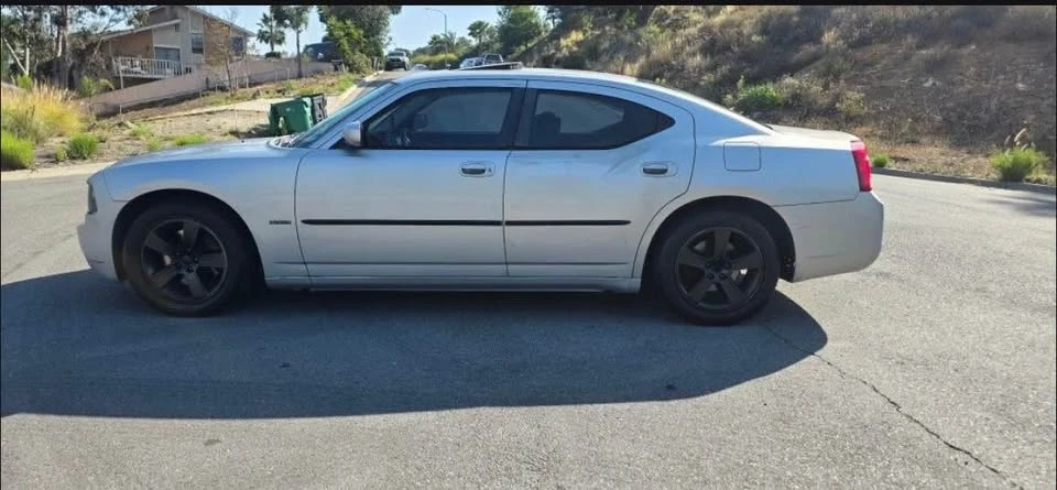 2009 Dodge Charger 6th Gen - Image 2 of 7