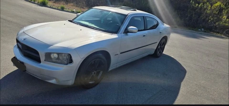 2009 Dodge Charger 6th Gen - Image 3 of 7