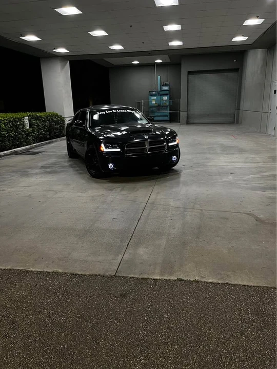 2009 Dodge Charger 6th Gen - Image 3 of 7