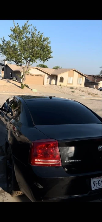 2009 Dodge Charger 6th Gen - Image 2 of 8