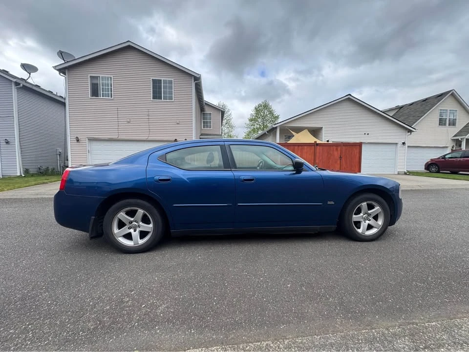 2009 Dodge Charger 6th Gen - Image 3 of 10