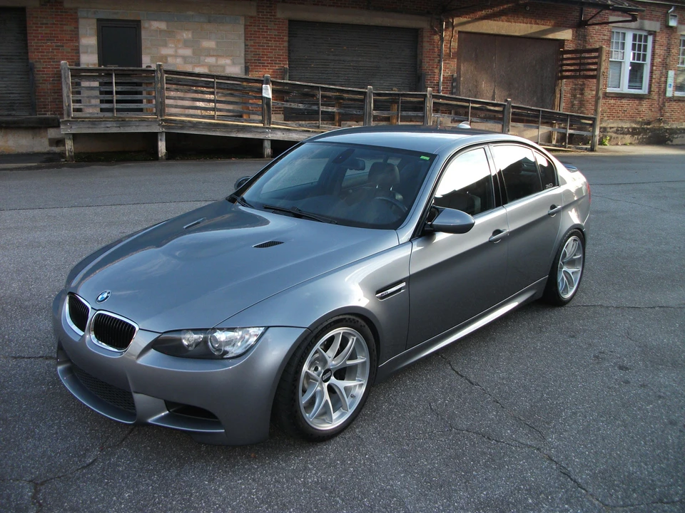 2009 BMW E90 M3 Sedan - Image 2 of 17