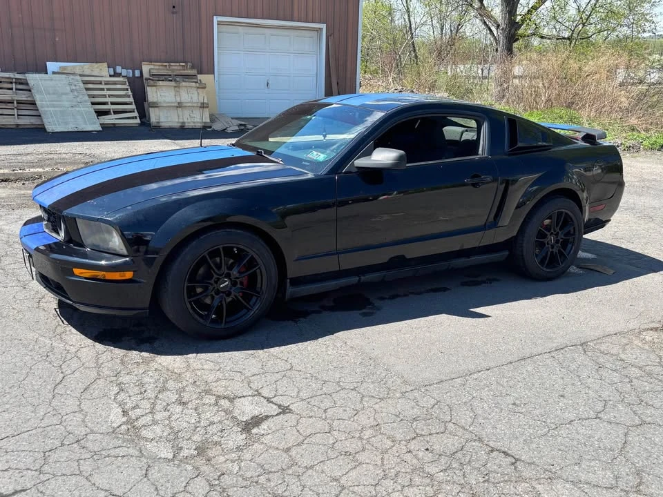 2009 Ford S197 Mustang - Image 3 of 4