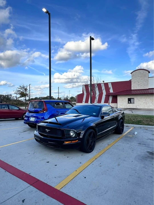 2009 Ford S197 Mustang - Image 2 of 5