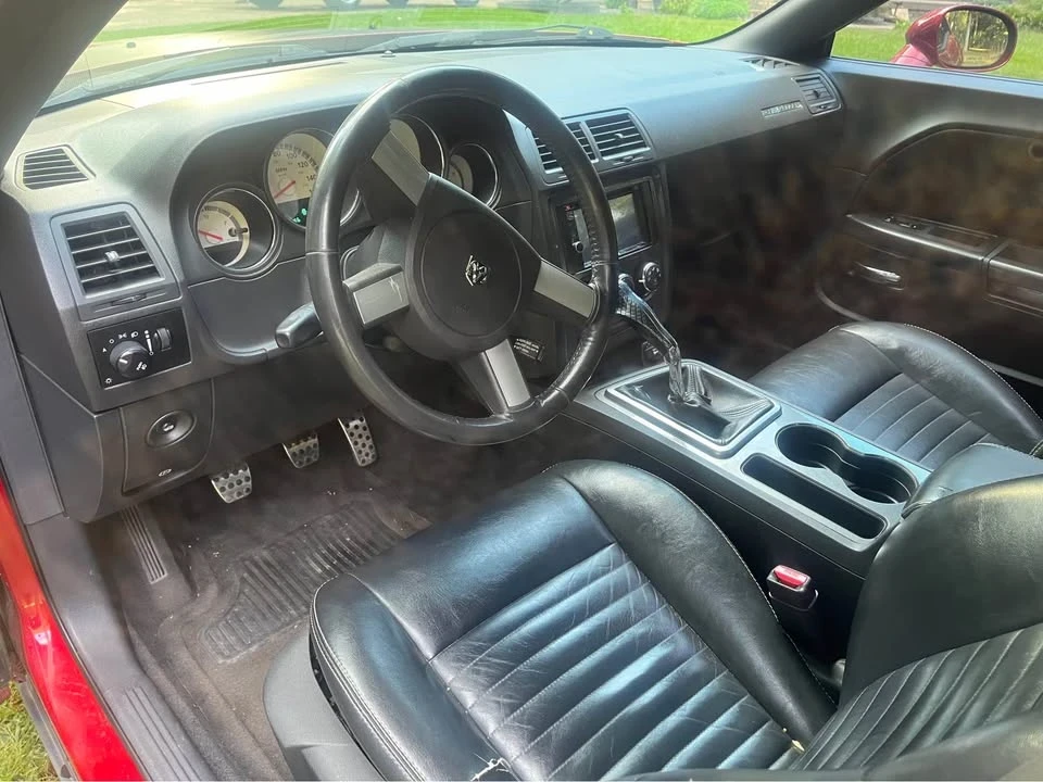 2009 Dodge Challenger 3rd Gen - Image 7 of 10