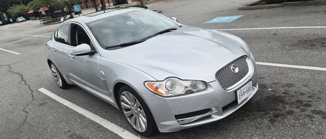 2009 Jaguar XF Premium Luxury